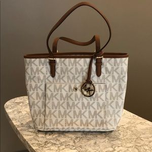 Michael Kors purse